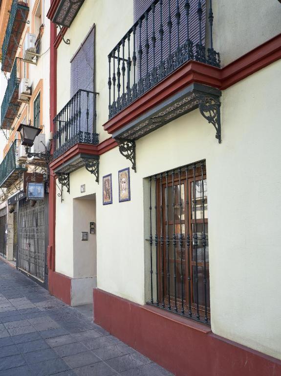 Apartamentos Y Lofts En Triana Севілья Екстер'єр фото