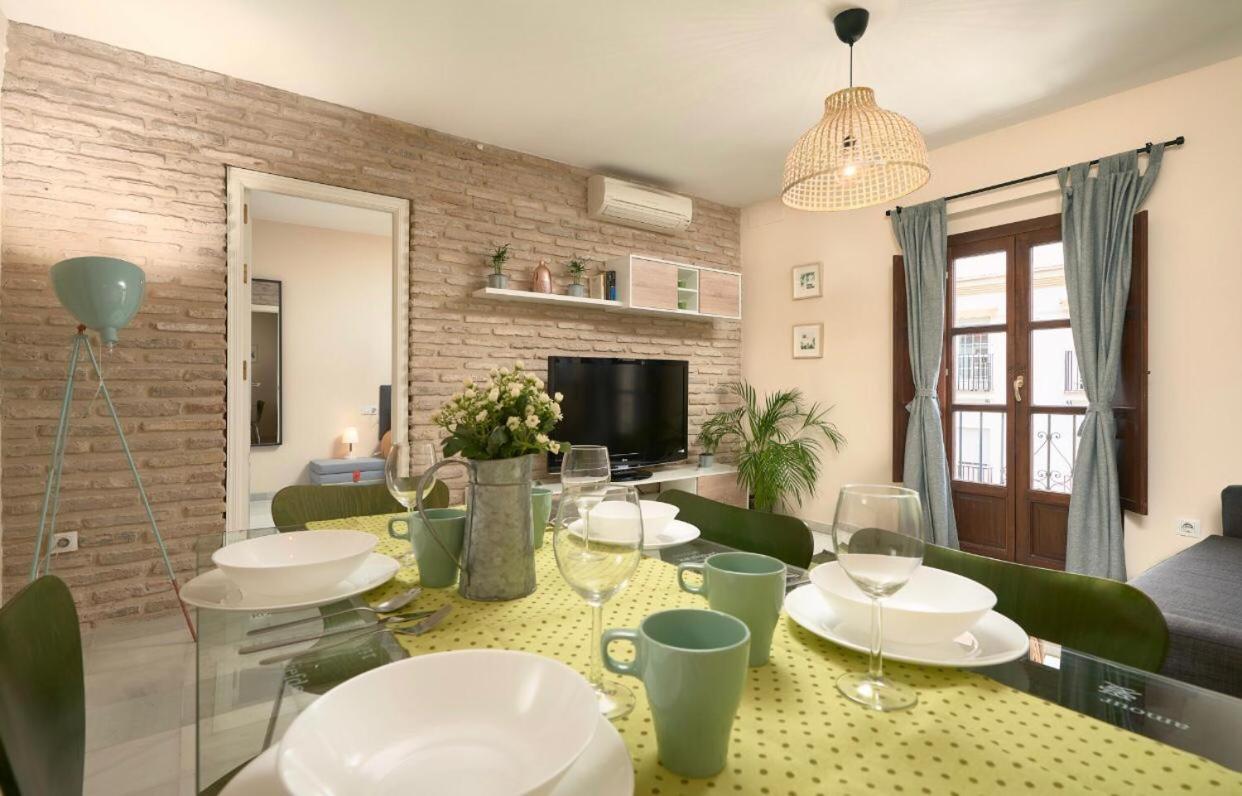 Apartamentos Y Lofts En Triana Севілья Екстер'єр фото
